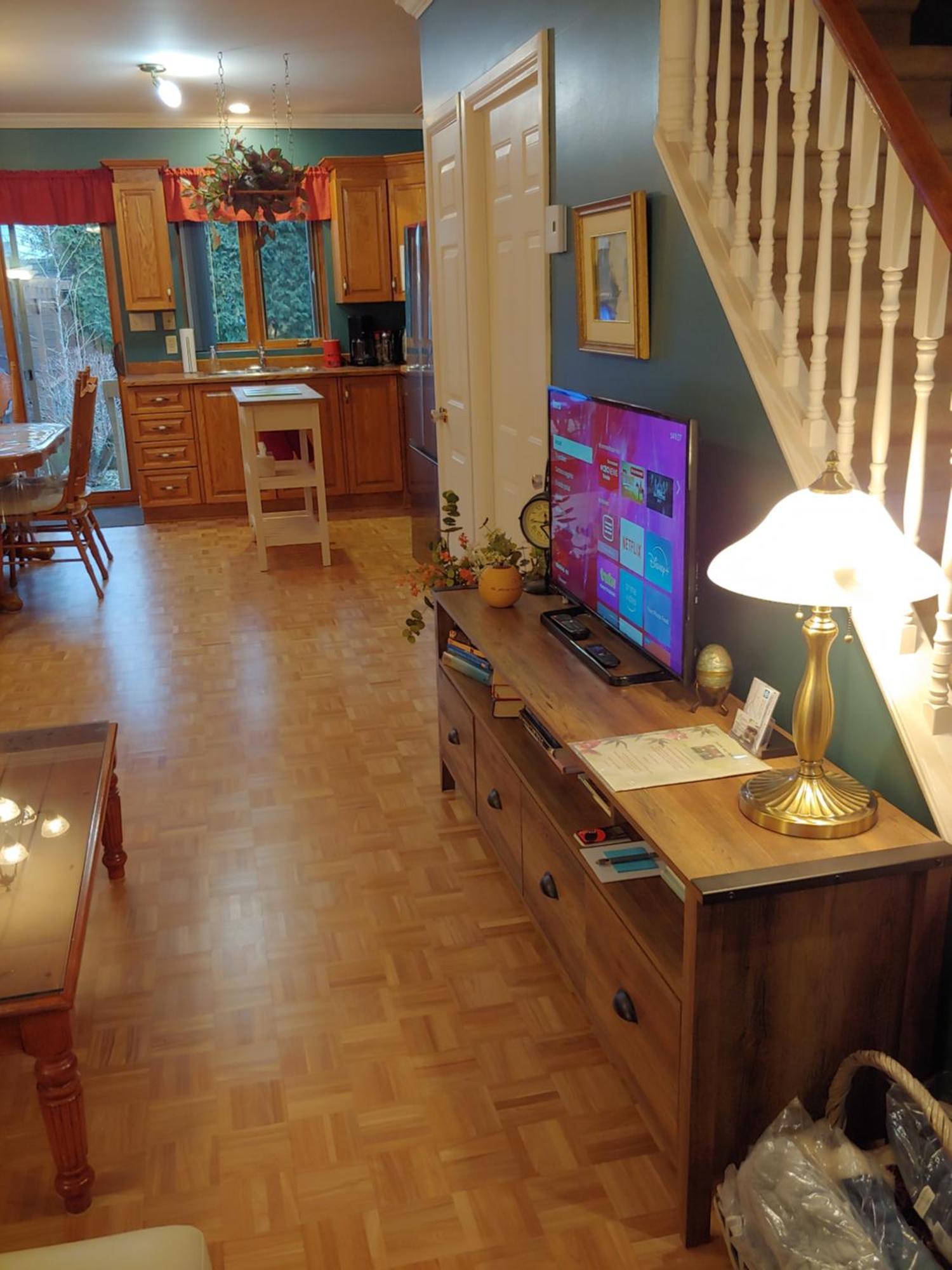 מונטריאול 3 Bedrooms 3 Beds Near Metro -2 Parking Free מראה חיצוני תמונה